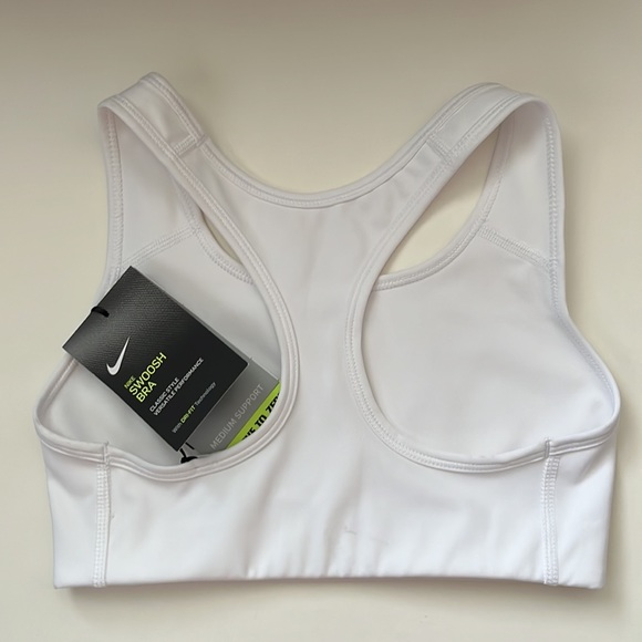 Nike Swoosh Racer Back Sports Bra Women’s x-small New - Picture 6 of 7